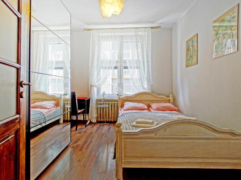 Kameralny Przy Ulicy Dlugiej * Гданськ